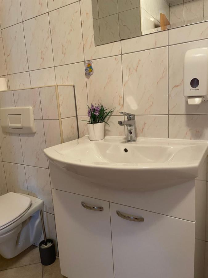 Apartment Isabell Спліт Екстер'єр фото