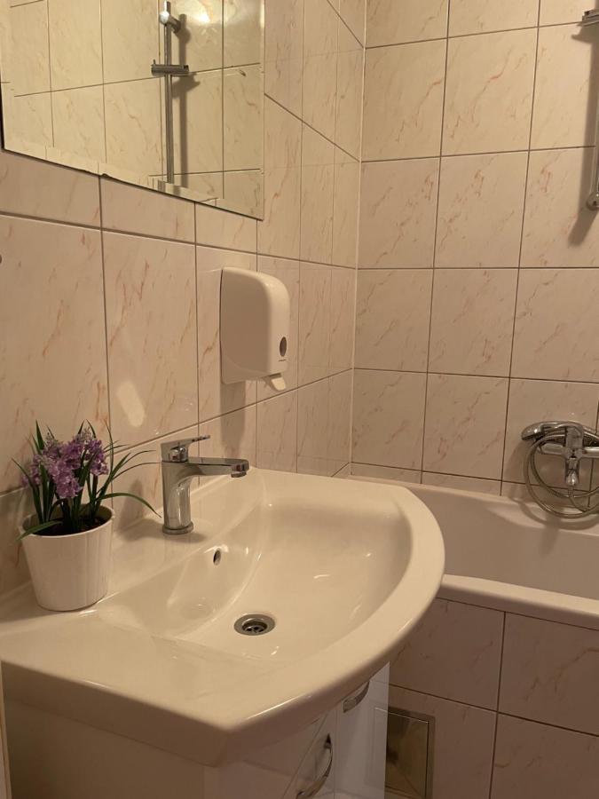 Apartment Isabell Спліт Екстер'єр фото