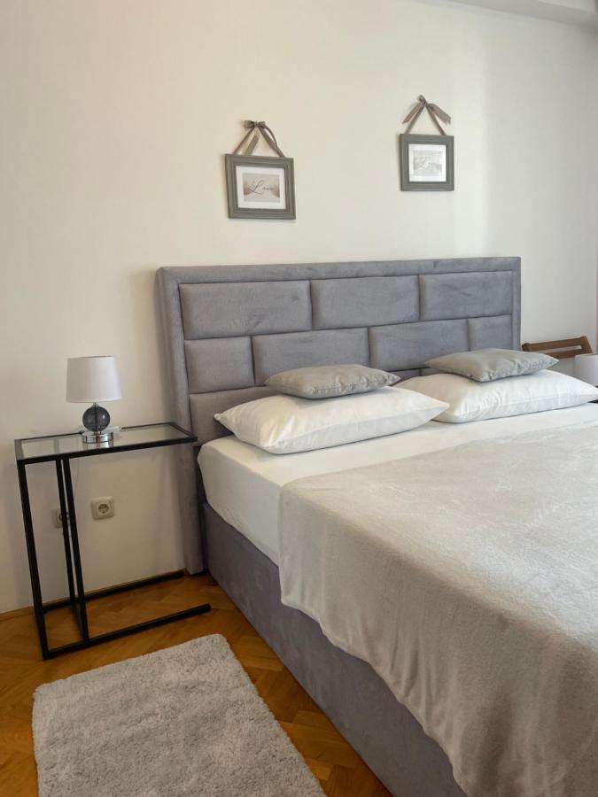 Apartment Isabell Спліт Екстер'єр фото