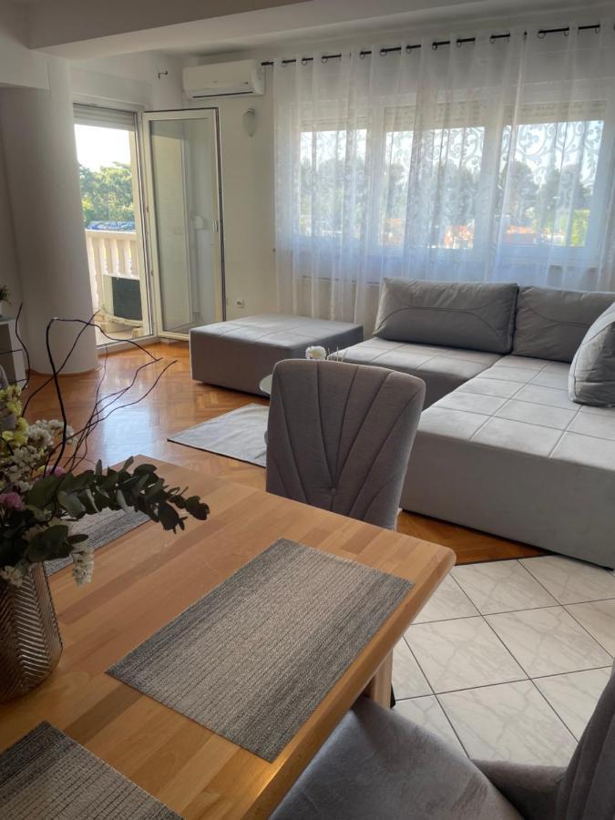Apartment Isabell Спліт Екстер'єр фото