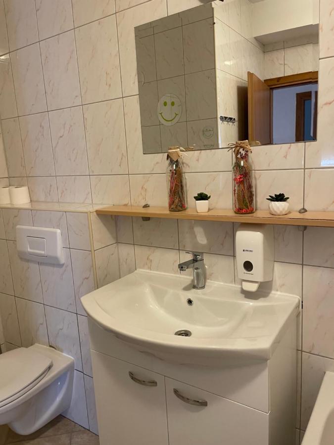 Apartment Isabell Спліт Екстер'єр фото