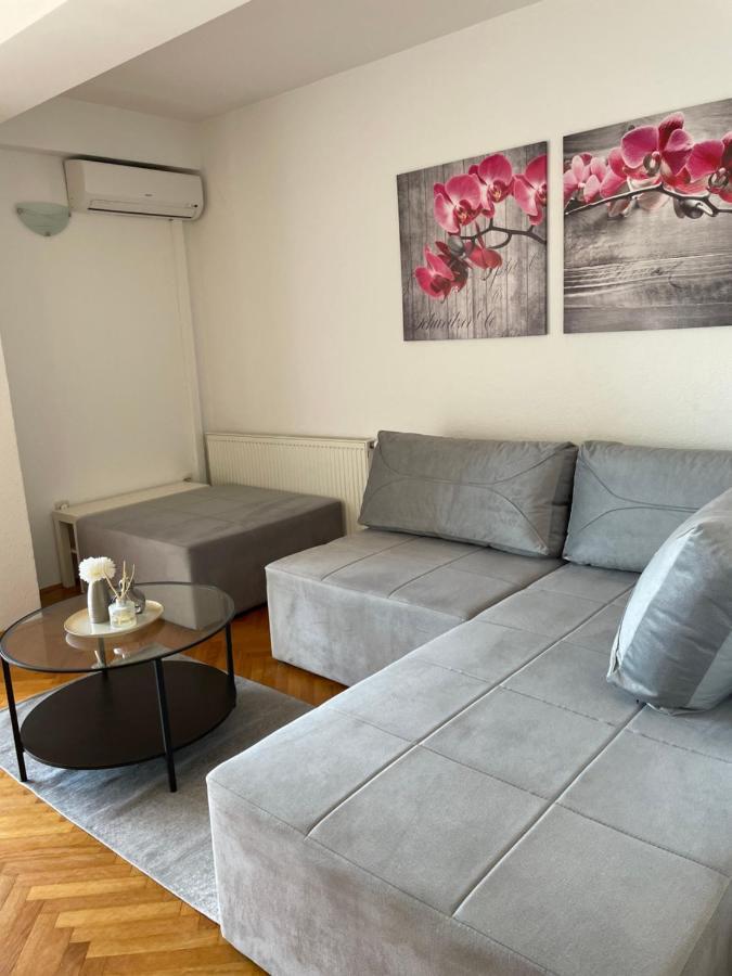 Apartment Isabell Спліт Екстер'єр фото