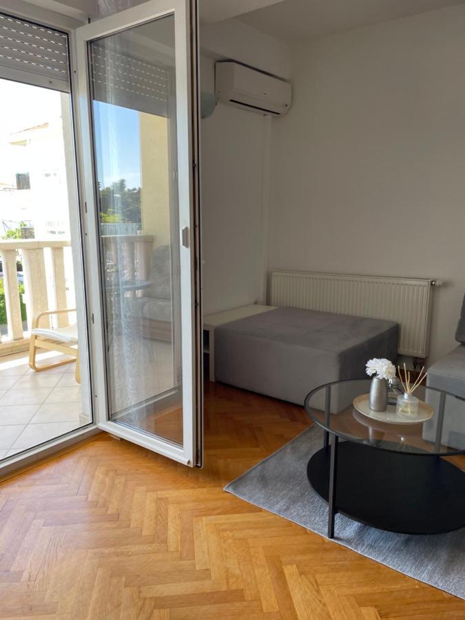 Apartment Isabell Спліт Екстер'єр фото