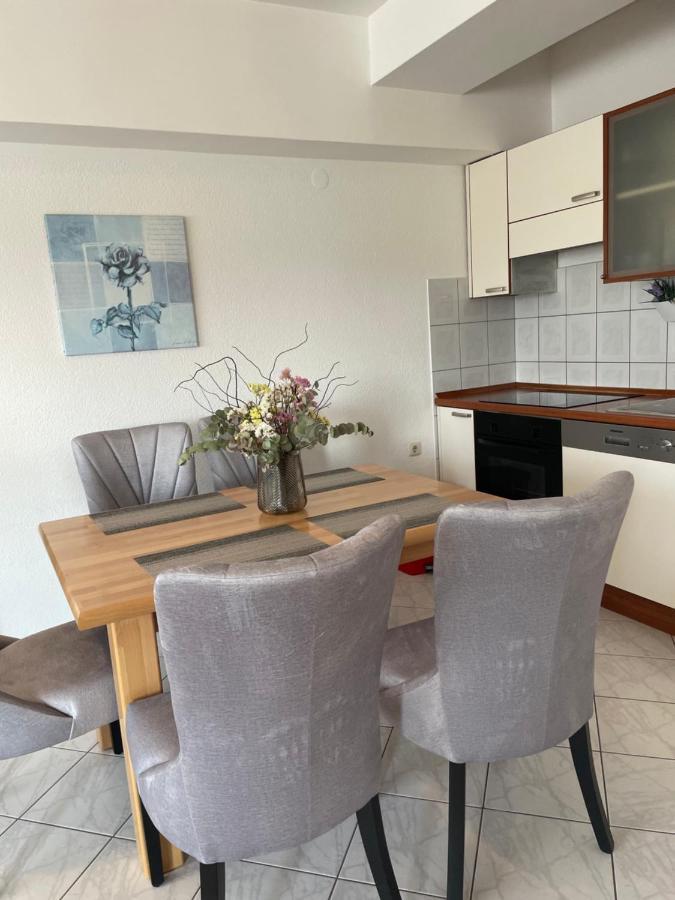 Apartment Isabell Спліт Екстер'єр фото